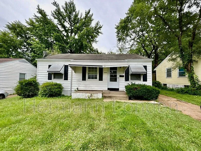 440 Lancashire Rd photo 1