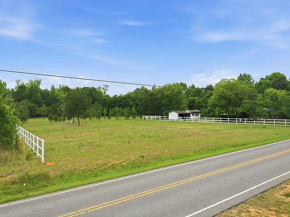 2nd image of 4584 Burch Bridge Rd #2