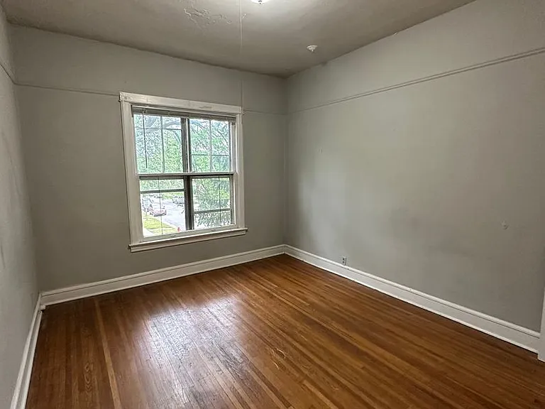 2320 E Belleview Pl — Photo 7