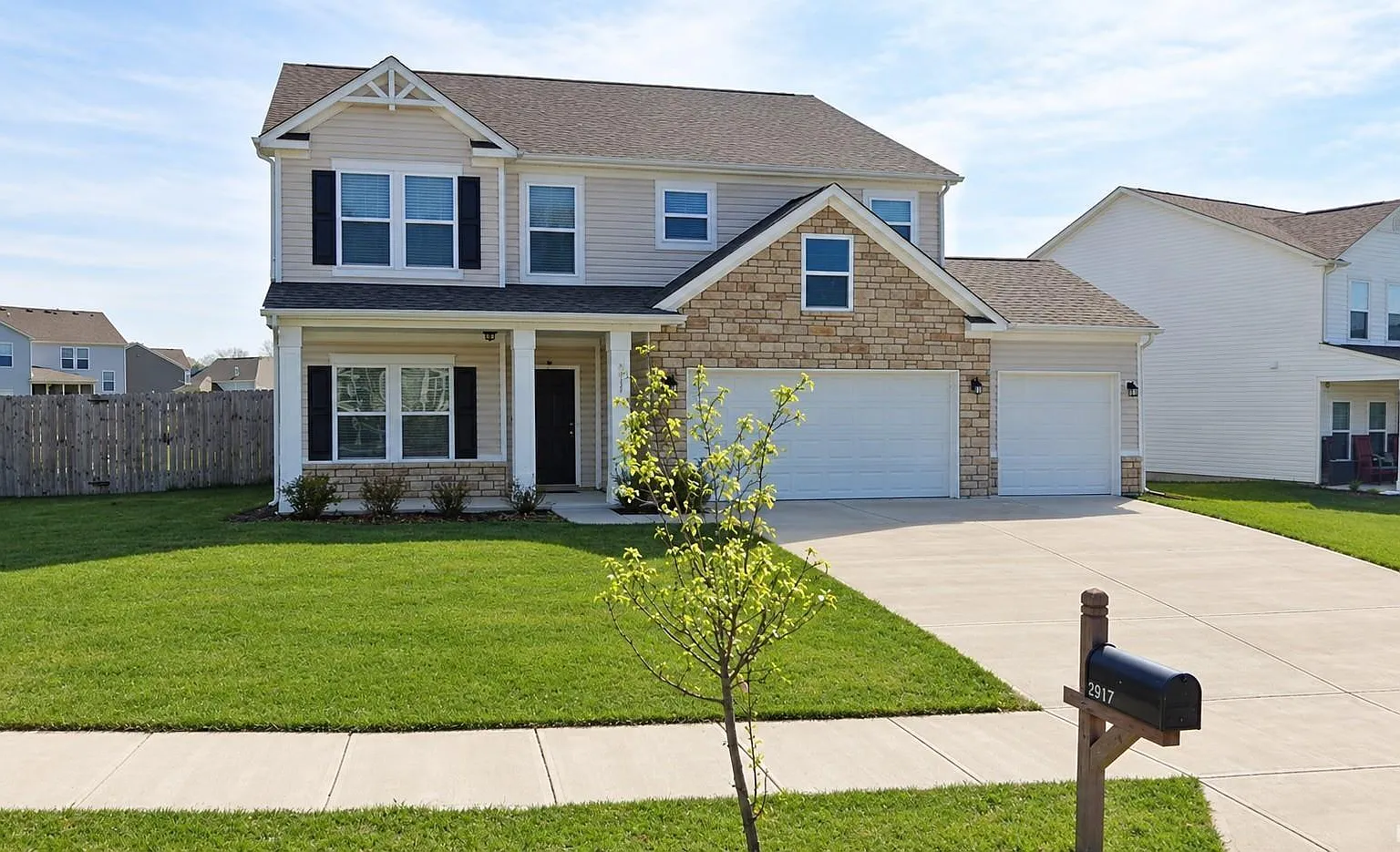 4 bed, 2.5 bath, 3143 sqft, $3,500 — Photo 1