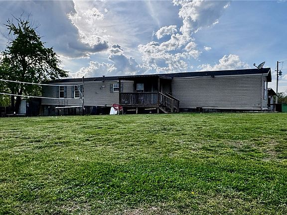 4th image of 17032 Bray Rd