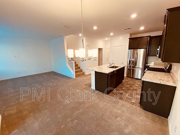5th image of 20 Barbara Ln #3
