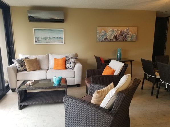 4735 Avenue Isla Verde, Carolina, PR