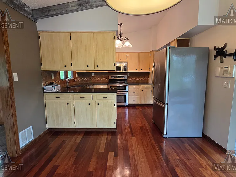 703 Northern Hills Dr NE — Photo 46