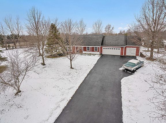2nd image of 17552 Larkspur Ct