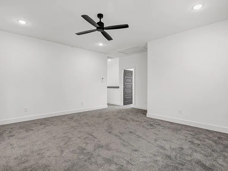 3010 Alpha Wolf Ct — Photo 29