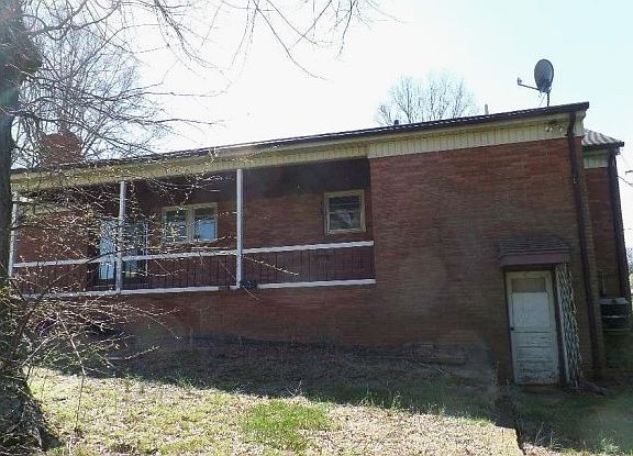 2nd image of 702 Walker St