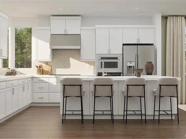 500 Park Dr Unit 221, Carson, CA 90745