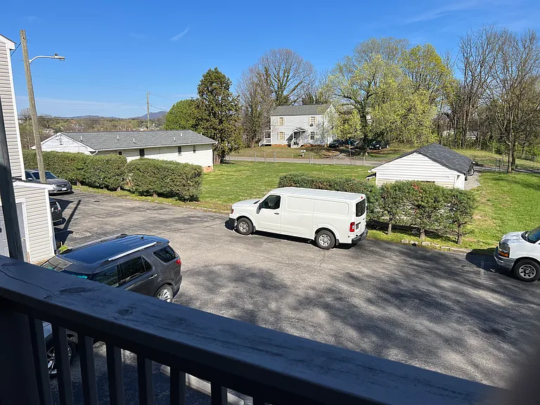 1416 Moorman Ave NW #D — Photo 10