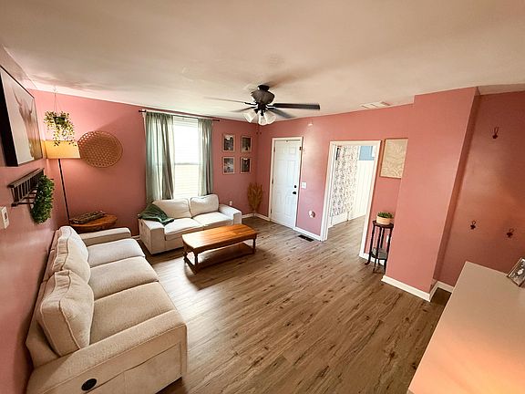 3rd image of 524 Garfield Ave