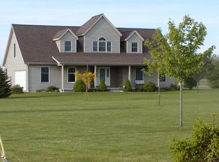 1984 Sugar Ridge Rd, Pemberville, OH 43450