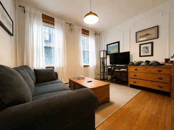 37 Garden St APT 2, Boston, MA 02114