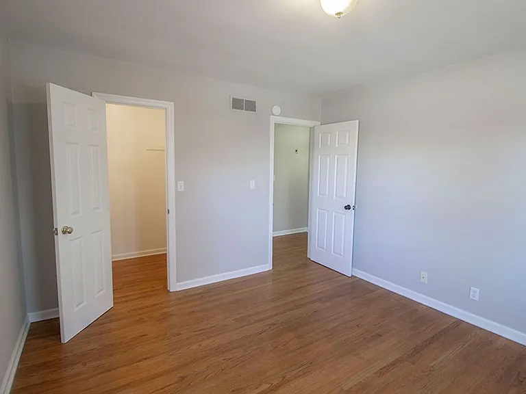 2207 Bushnell Dr — Photo 30