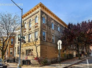 329 Vanderbilt St, Brooklyn, NY 11218
