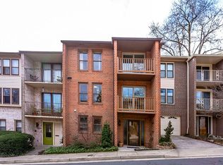 2102 Military Rd, Arlington, VA 22207