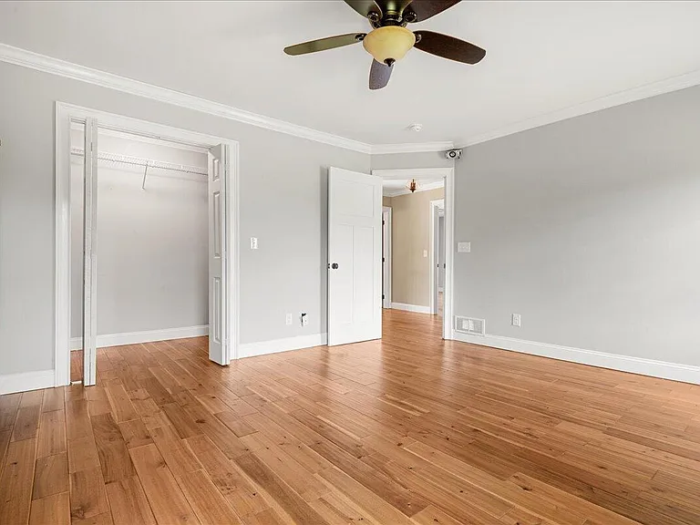 200 Crooked Creek Dr — Photo 29