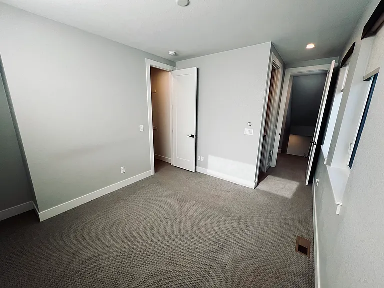 1581 Grove St #1 — Photo 15
