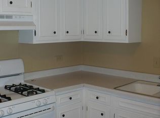 4337 Prescott Ave APT 4B, Lyons, IL 60534