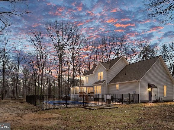 3rd image of 6531 Lanes Corner Rd