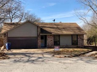 1100 Moonshine Ct, Noble, OK 73068