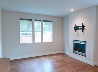 1232 159th Pl SW, Lynnwood, WA 98087