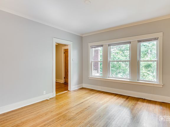 4th image of 5346 N Ashland Ave Unit 2