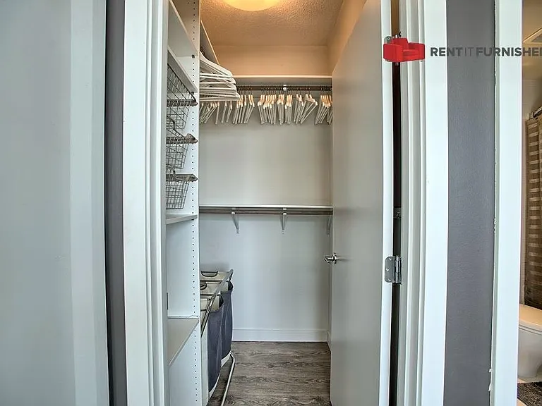 2788 Prince Edward St — Photo 16