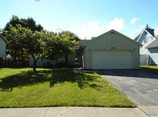 536 Bennington Dr, Maumee, OH 43537