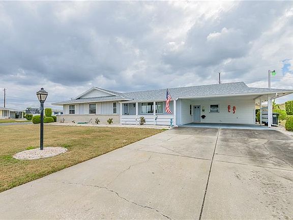 5th image of 1502 Arrowhead Dr