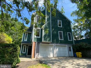 2 Biddlewoods Rd, Glenside, PA 19038