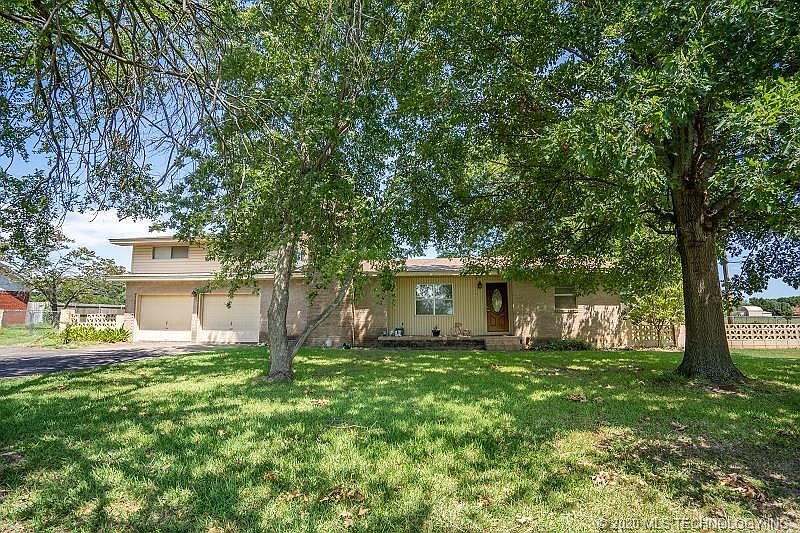1st image of 818 Rockford Pl