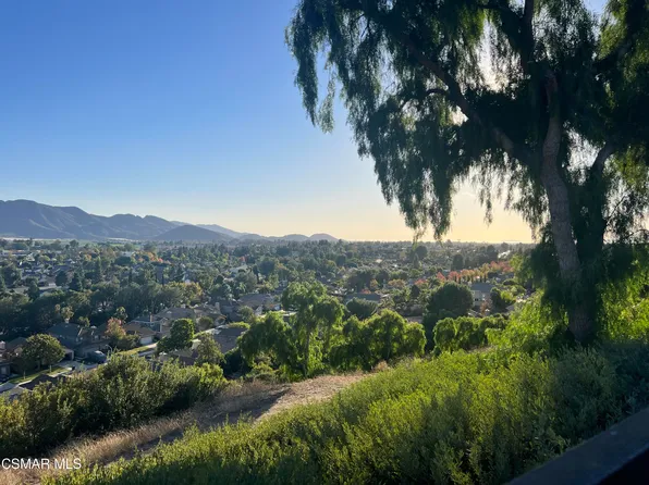 5166 Laurel Park Dr, Camarillo, CA 93012