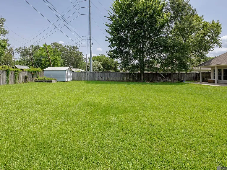 10417 Oakline Dr — Photo 17