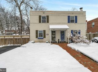 815 S Ivy St, Arlington, VA 22204