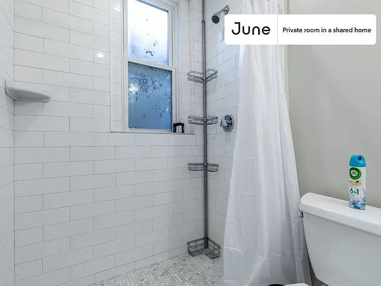 33 N Margin St #B — Photo 12