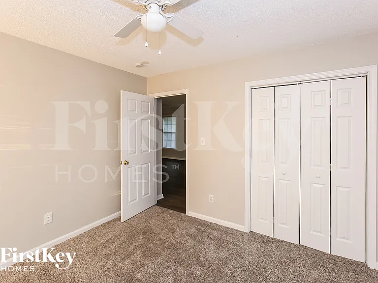 268 Southaven Ct — Photo 13