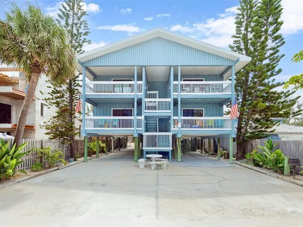 812 Gulf Blvd APT 3, Indian Rocks Beach, FL 33785
