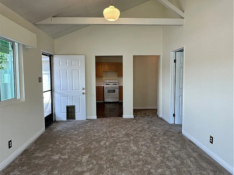 18029 Horst Ave — Photo 10