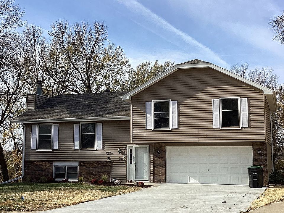 1st image of 2542 S 152nd Avenue Cir