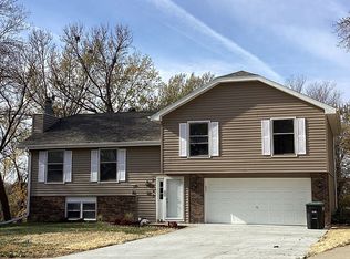 2542 S 152nd Avenue Cir, Omaha, NE 68144