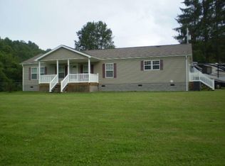87 Mayfair Ln, Summersville, WV 26651