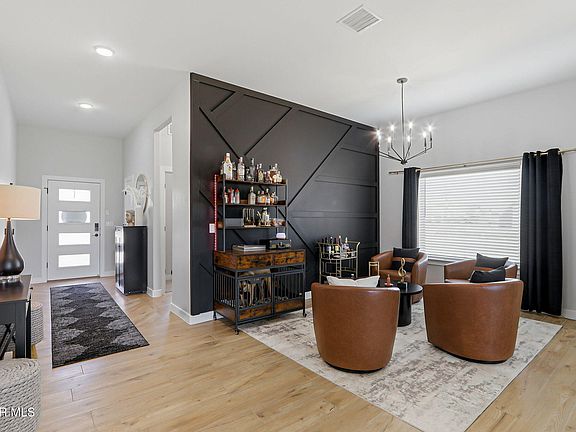 5th image of 13394 Carterton Ave