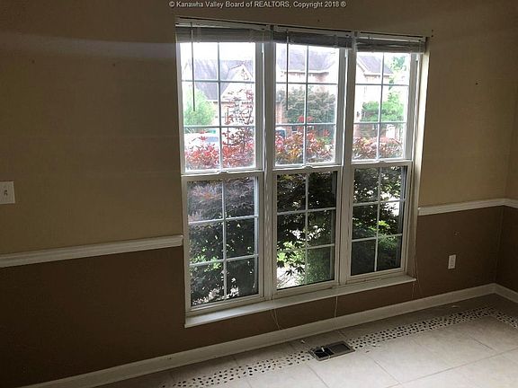 5th image of 1225 Forest Dr