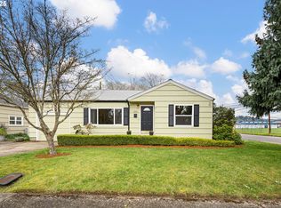 1213 Modoc St, Springfield, OR 97477