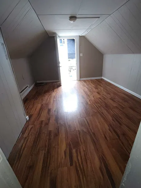 2 bed, 750 sqft, $900 — Photo 2