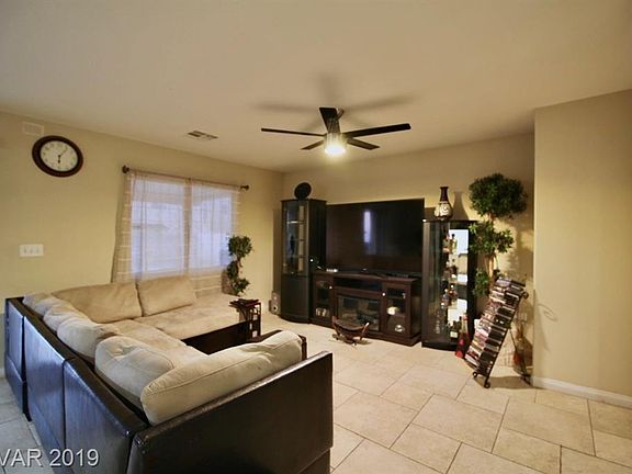 5th image of 1027 Emerald Stone Ave