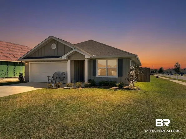 381 Parkerman Ave, Gulf Shores, AL 36542
