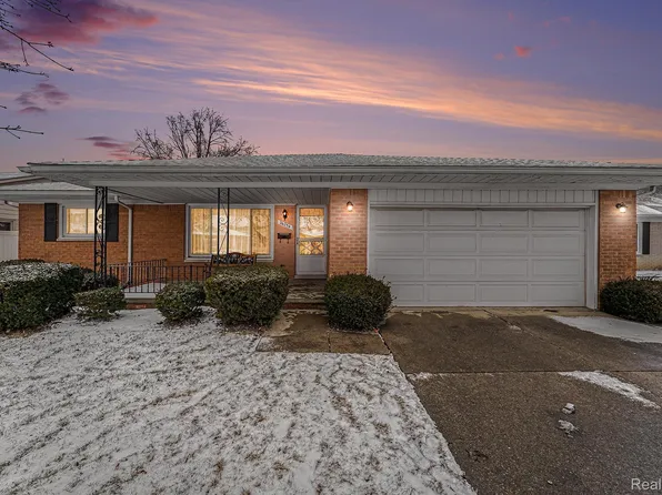 26254 Cecile St, Dearborn Heights, MI 48127