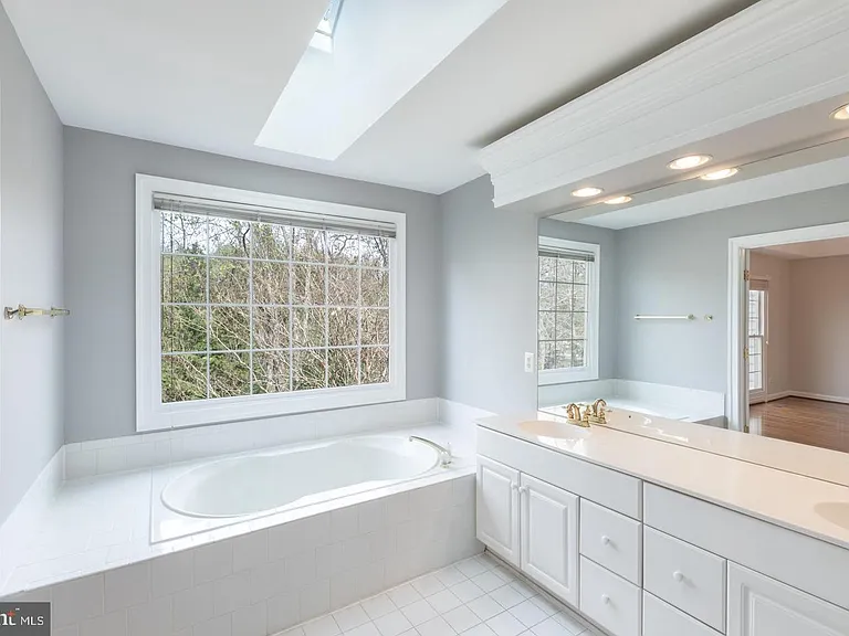 9588 Lagersfield Cir — Photo 20