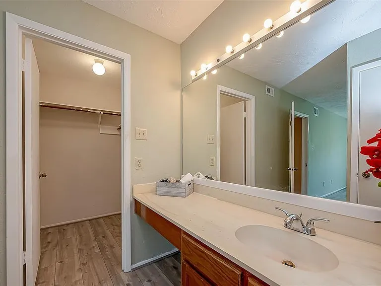 10555 Turtlewood Ct #1109 — Photo 34